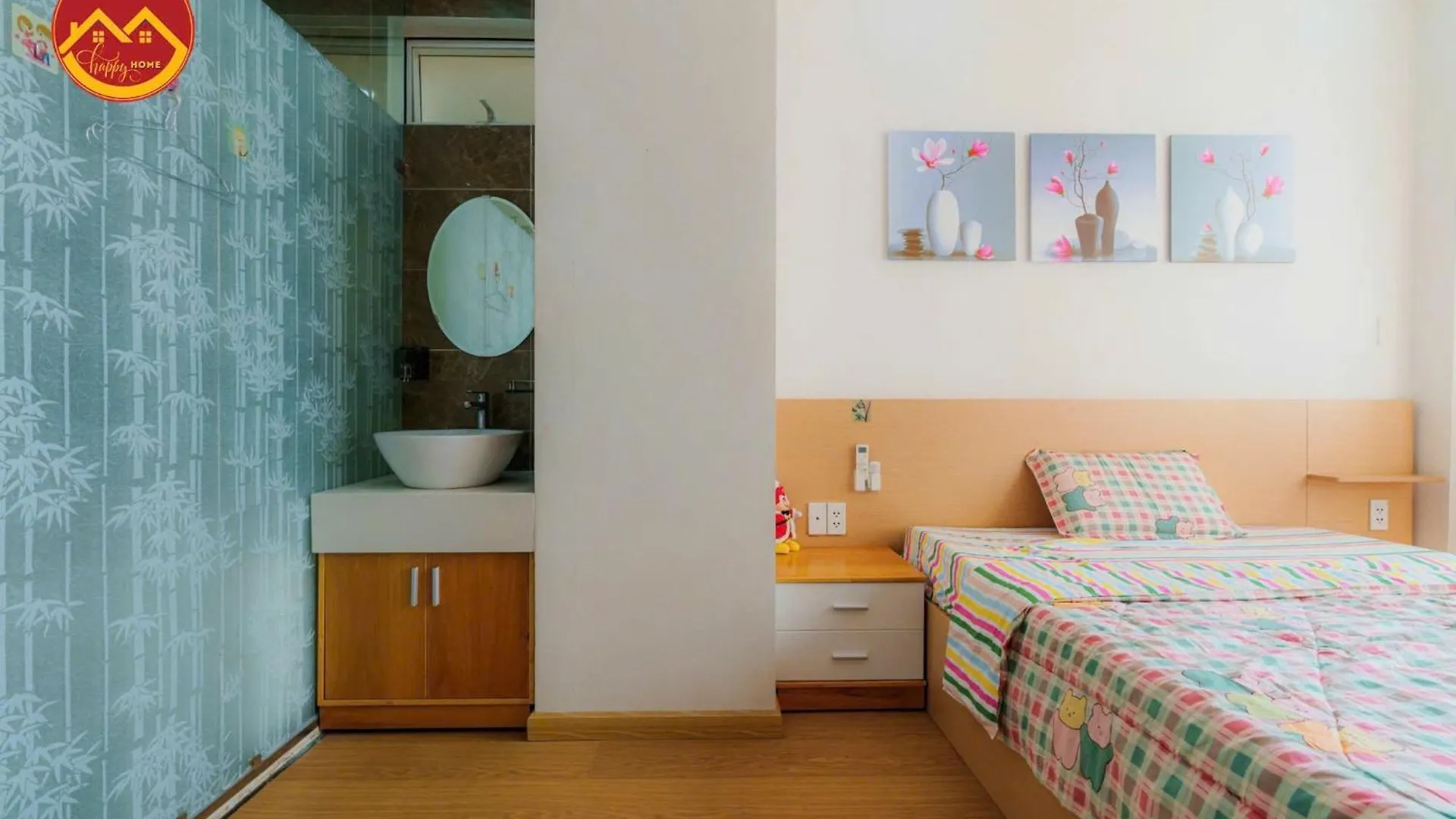 Botanica - Near Tsn Airport - 2Br 1Wc - Luxury Apartment Ho Chi Minh City